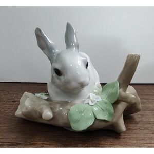 VINTAGE Lladro Spain Porcelain Figurine Bunny on a Log